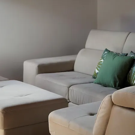 Loft Mansardato Sullo Skyline Di Бергамо