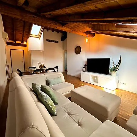 Loft Mansardato Sullo Skyline Di * Bergamo