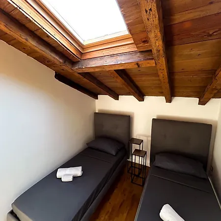 Apartmán Loft Mansardato Sullo Skyline Di *