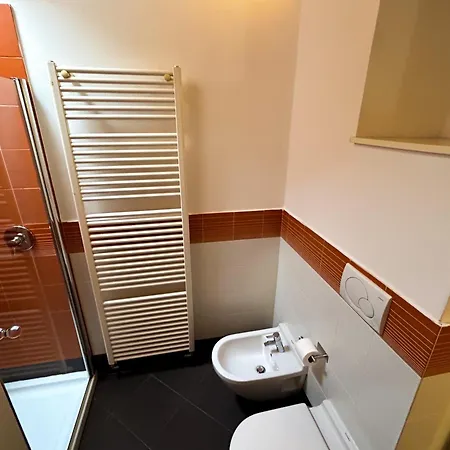 Loft Mansardato Sullo Skyline Di Apartmán Bergamo